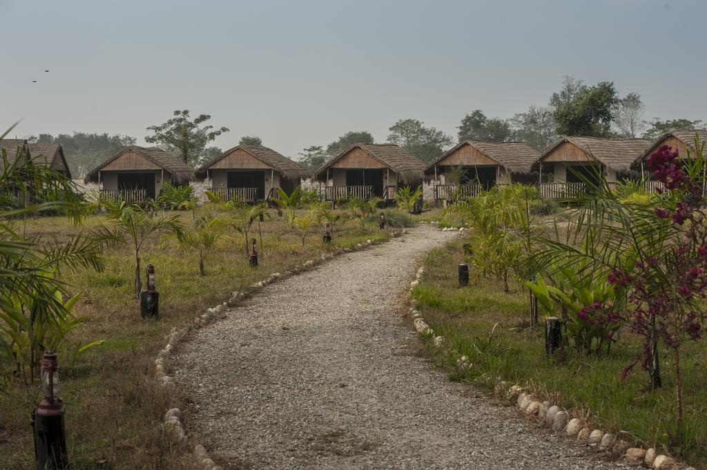 Siddhartha Wildlife Retreat Hotel Meghauli Ngoại thất bức ảnh