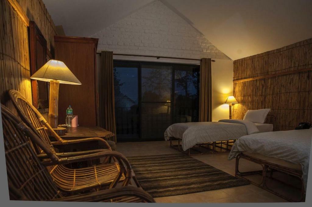 Siddhartha Wildlife Retreat Hotel Meghauli Ngoại thất bức ảnh